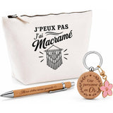 Coffret Cadeau J’peux pas j’ai Macramé – Trousse, stylo bambou et porte-clés
