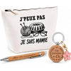 Coffret Cadeau J’peux pas je suis Mamie – Trousse, stylo bambou et porte-clés