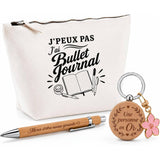 Coffret Cadeau J’peux pas j’ai Bullet Journal – Trousse, stylo bambou et porte-clés