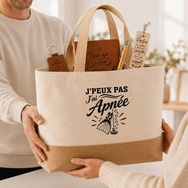 Coffret Cadeau J’peux pas j’ai Apnée – Sac jute, carnet, stylo, porte-clés et marque-page
