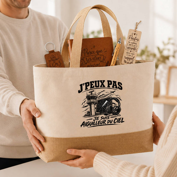 Coffret Cadeau J’peux pas je suis Aiguilleur du ciel – Sac jute, carnet, stylo, porte-clés et marque-page