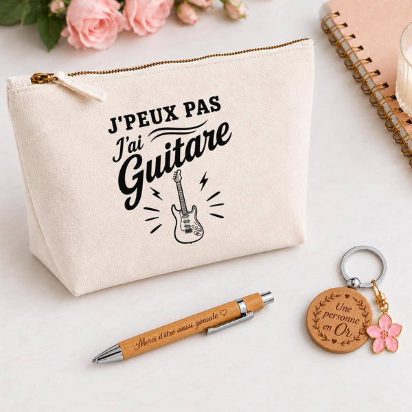 Coffret Cadeau J’peux pas j’ai Guitare – guitare électrique – Trousse, stylo bambou et porte-clés