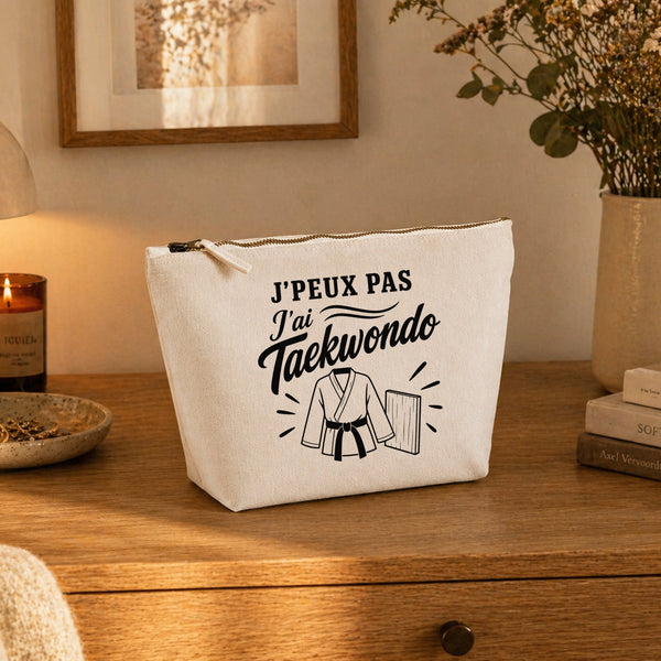 Trousse Beige J’peux pas j’ai Taekwondo