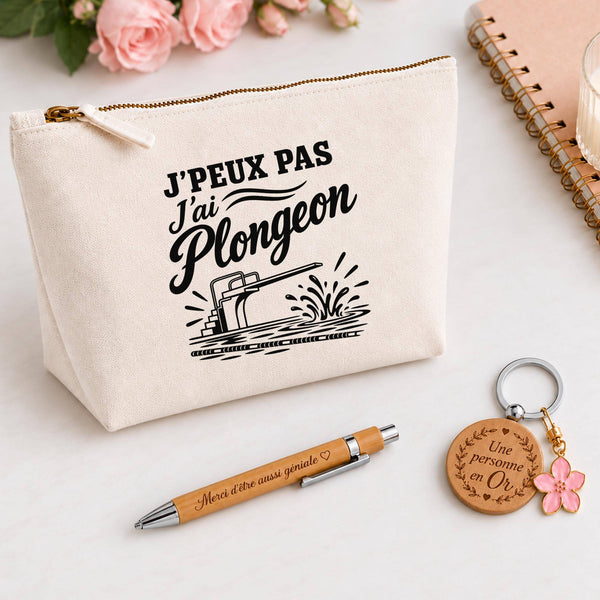 Coffret Cadeau J’peux pas j’ai Plongeon – Trousse, stylo bambou et porte-clés