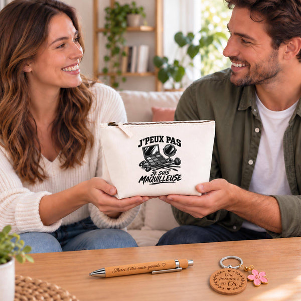 Coffret Cadeau J’peux pas je suis Maquilleuse – Trousse, stylo bambou et porte-clés