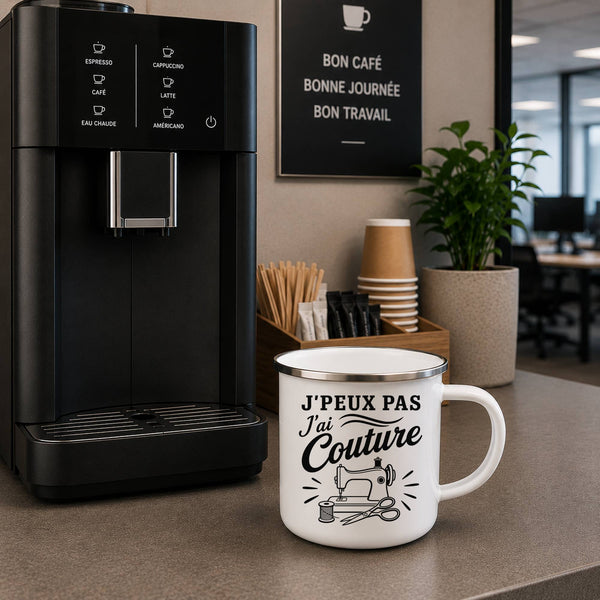 Mug Métal Émaillé J’peux pas j’ai couture J'peux pas minimaliste