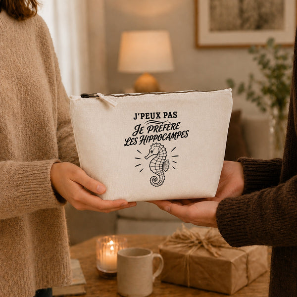 Trousse Beige J’peux pas je préfère les Hippocampes