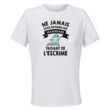 Maillot de Sport Femme Escrime Sexagenaire - T-Shirt Respirant Polyester Manches Courtes - Cadeau Sportive Anniversaire Noël Fête des Mères
