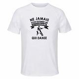 Maillot de Sport Homme Danse Octogenaire - T-Shirt Respirant Polyester Manches Courtes - Cadeau Sportif Anniversaire Noël Fête des Pères
