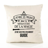Housse de Coussin Premium Guide Ministère Magie Homme - Coton Canvas Fairtrade Beige Idée Cadeau Décoration Canapé 40x40