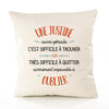Housse de Coussin Premium Une Justine Aussi géniale - Coton Canvas Fairtrade Beige Idée Cadeau Décoration Canapé