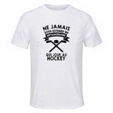 Maillot de Sport Homme Hockey Septuagenaire - T-Shirt Respirant Polyester Manches Courtes - Cadeau Sportif Anniversaire Noël Fête des Pères