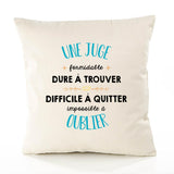 Housse de Coussin Premium Une Juge Formidable - Coton Canvas Fairtrade Beige Idée Cadeau Décoration Canapé