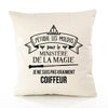 Housse de Coussin Premium Coiffeur Ministère Magie Homme - Coton Canvas Fairtrade Beige Idée Cadeau Décoration Canapé