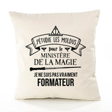 Housse de Coussin Premium Formateur Ministère Magie Homme - Coton Canvas Fairtrade Beige Idée Cadeau Décoration Canapé