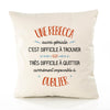 Housse de Coussin Premium Une Rebecca Aussi géniale - Coton Canvas Fairtrade Beige Idée Cadeau Décoration Canapé