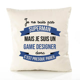 Housse de Coussin Premium Je ne suis Pas superhomme mais Je suis Game Designer Donc C'est Presque pareil - Coton Canvas Fairtrade Beige Idée Cadeau Décoration Canapé 40x40