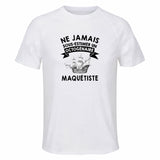 Maillot de Sport Homme Maquetiste Octogenaire - T-Shirt Respirant Polyester Manches Courtes - Cadeau Sportif Anniversaire Noël Fête des Pères