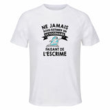 Maillot de Sport Homme Escrime Octogenaire - T-Shirt Respirant Polyester Manches Courtes - Cadeau Sportif Anniversaire Noël Fête des Pères