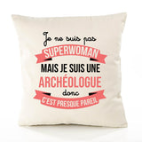 Housse de Coussin Premium Archéologue Superwomen - Coton Canvas Fairtrade Beige Idée Cadeau Décoration Canapé