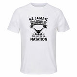 Maillot de Sport Homme Natation Octogenaire - T-Shirt Respirant Polyester Manches Courtes - Cadeau Sportif Anniversaire Noël Fête des Pères