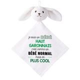 Doudou Bébé Lapin Humour Haut Garonnais Gaze de Coton Cadeau Baby Shower