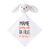 Doudou Bébé Lapin Humour Mamie Fille Gaze de Coton Cadeau Baby Shower