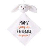 Doudou Bébé Lapin Humour Mamy Gendre Gaze de Coton Cadeau Baby Shower