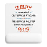 Tapis de souris ergonomique avec repose-poignet, accessoire bureau pour femme et homme, fête des pères, cadeau pas cher, idée cadeau fête des mères, secret santa, départ à la retraite, télétravail et gaming