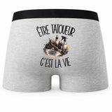 Boxer Homme Être tatoueur c'est la vie – Impression au dos