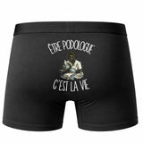 Boxer Homme Être podologue c'est la vie – Impression au dos – Noir