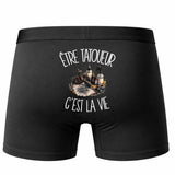Boxer Homme Être tatoueur c'est la vie – Impression au dos – Noir