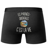 Boxer Homme Les Pyrénées-Orientales c’est la vie – Impression au dos – Noir