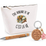 Coffret Cadeau Être auxiliaire de vie c'est la vie – Trousse, stylo bambou et porte-clés
