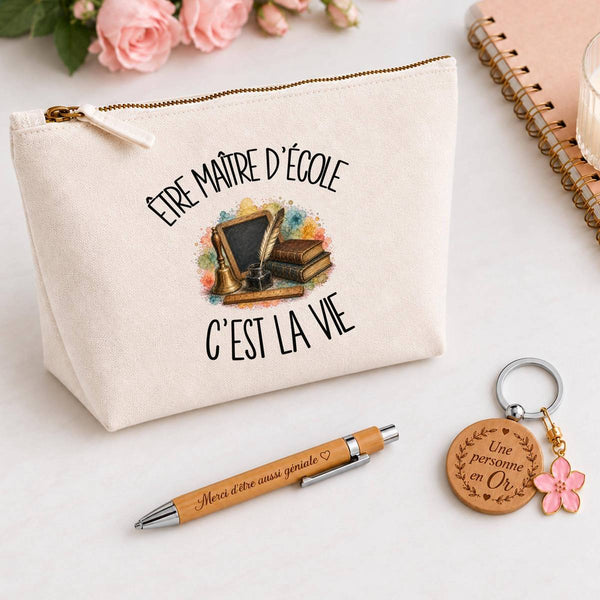 Coffret Cadeau Être maître d'école c'est la vie – Trousse, stylo bambou et porte-clés