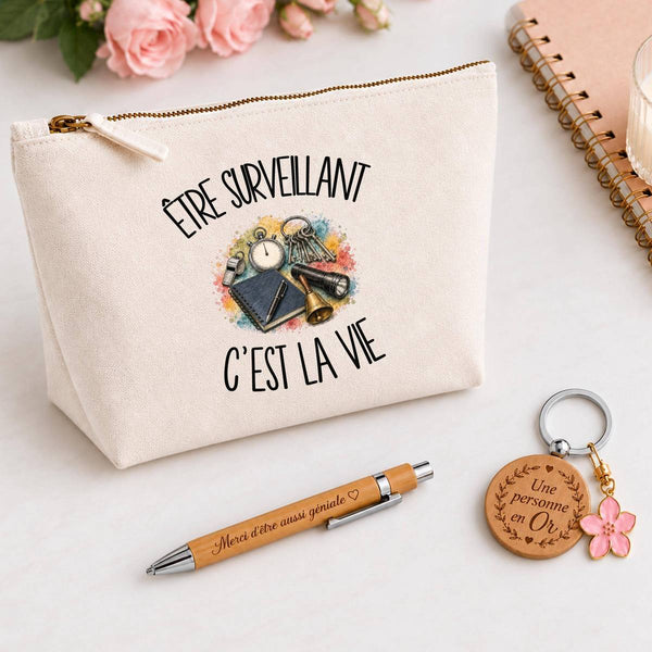 Coffret Cadeau Être surveillant c'est la vie – Trousse, stylo bambou et porte-clés