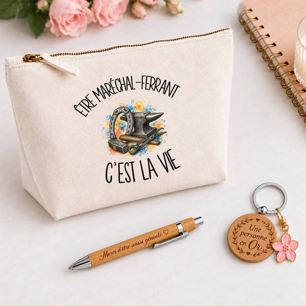 Coffret Cadeau Être maréchal-ferrant c'est la vie – Trousse, stylo bambou et porte-clés