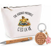 Coffret Cadeau Être assistante maternelle c'est la vie – Trousse, stylo bambou et porte-clés