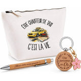Coffret Cadeau Être chauffeur de taxi c'est la vie – Trousse, stylo bambou et porte-clés