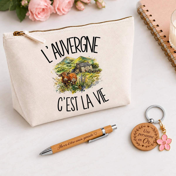 Coffret Cadeau L'Auvergne c'est la vie – Trousse, stylo bambou et porte-clés