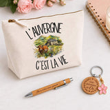 Coffret Cadeau L'Auvergne c'est la vie – Trousse, stylo bambou et porte-clés