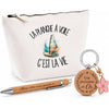 Coffret Cadeau La planche à voile c'est la vie – Trousse, stylo bambou et porte-clés