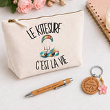 Coffret Cadeau Le kitesurf c'est la vie – Trousse, stylo bambou et porte-clés