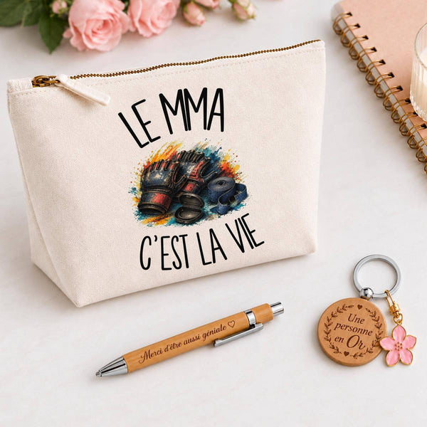 Coffret Cadeau Le MMA c'est la vie – Trousse, stylo bambou et porte-clés