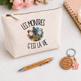 Coffret Cadeau Les montres c'est la vie – Trousse, stylo bambou et porte-clés