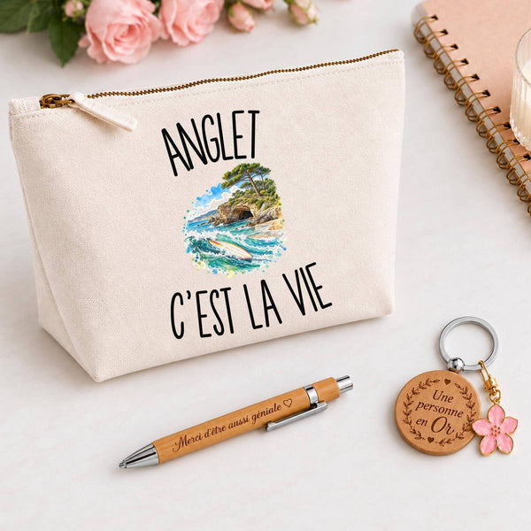 Coffret Cadeau Anglet c’est la vie – Trousse, stylo bambou et porte-clés