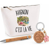 Coffret Cadeau Avignon c’est la vie – Trousse, stylo bambou et porte-clés