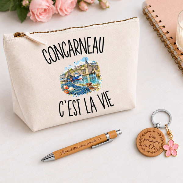 Coffret Cadeau Concarneau c’est la vie – Trousse, stylo bambou et porte-clés
