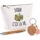 Coffret Cadeau Douai c’est la vie – Trousse, stylo bambou et porte-clés
