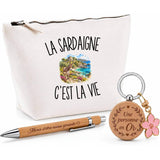 Coffret Cadeau La Sardaigne c’est la vie – Trousse, stylo bambou et porte-clés